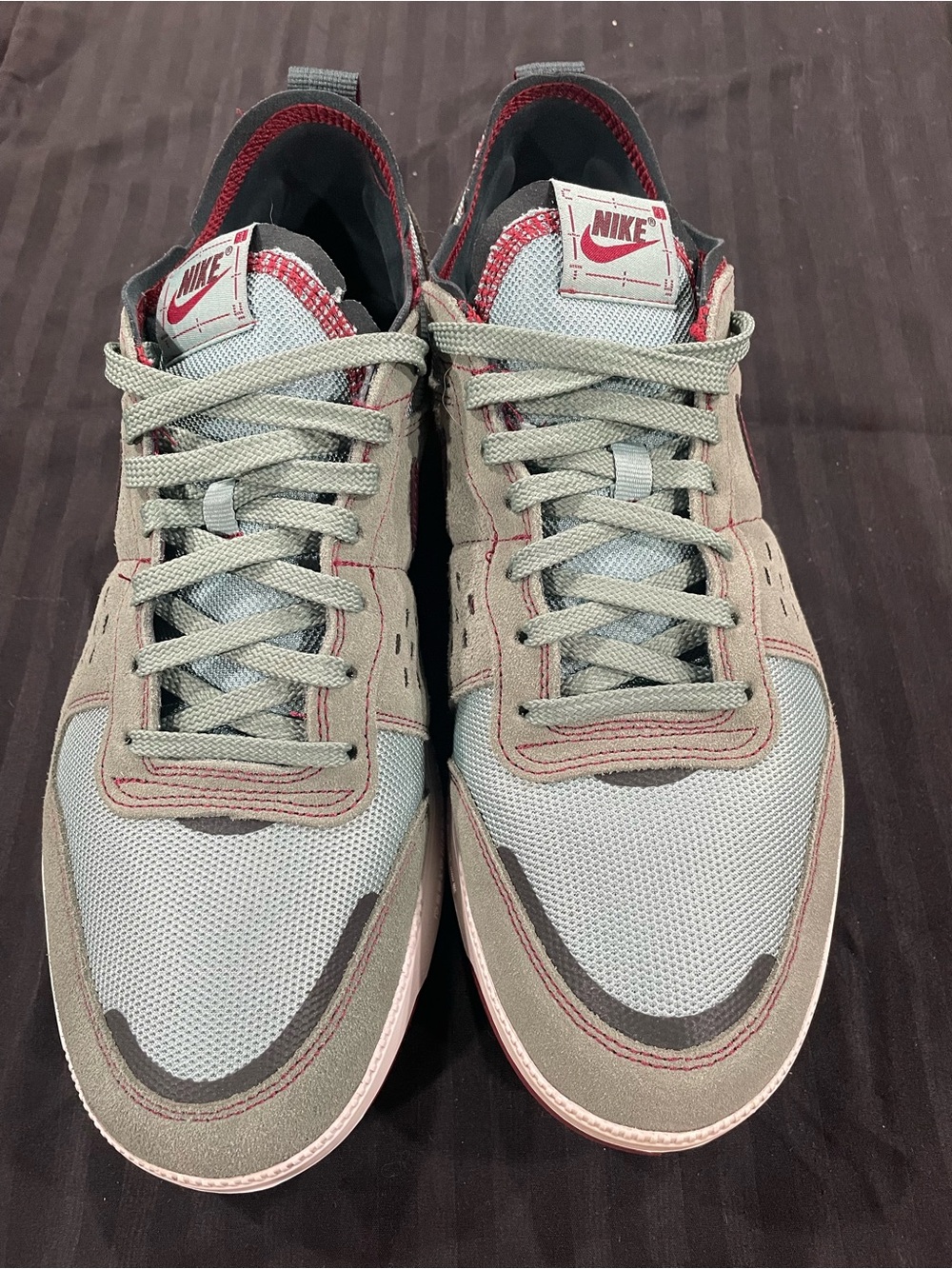Nike city Low-Top Sneakers in Mint Green and Burgundy Like new